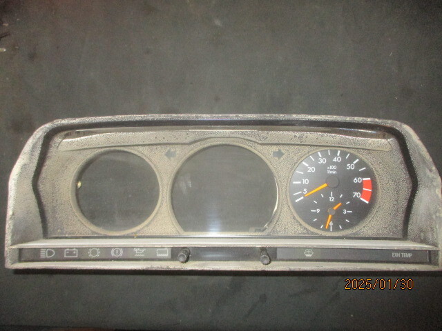 ■ベンツ W201 190E スピードメータークラスター 中古 2015438121 2015421116 部品取あり インストゥルメントパネル ケース ホルダー■拍卖