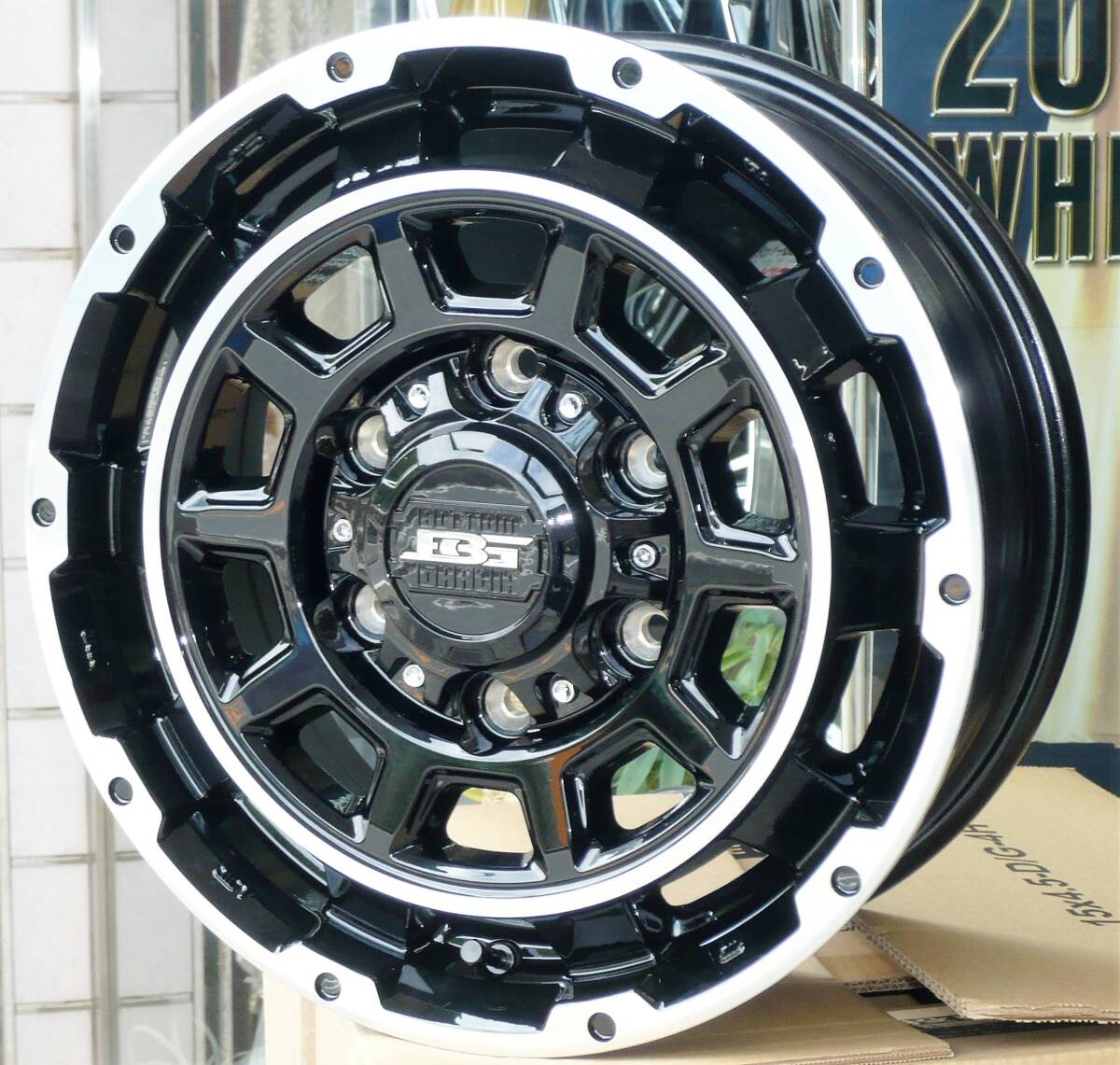 税込! 200系 ハイエース用 アルミホイール 「ボトムガルシア ディグレ」 新品1台分拍卖