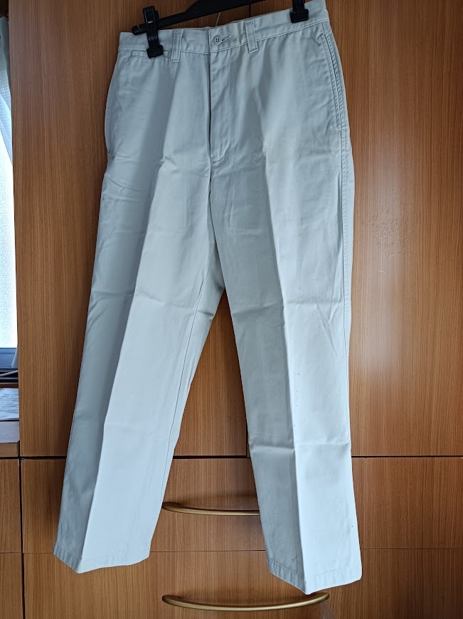 ユニクロ メンズ チノパンツ サイズW73 古着拍卖