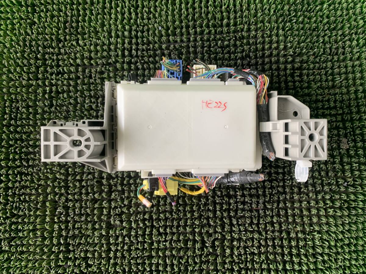 ●即決値段●動作OK●スズキ アルト ラパン HE22S 室内 ヒューズボックス BOX リレー ヒューズBOX ジャンクションボックス拍卖