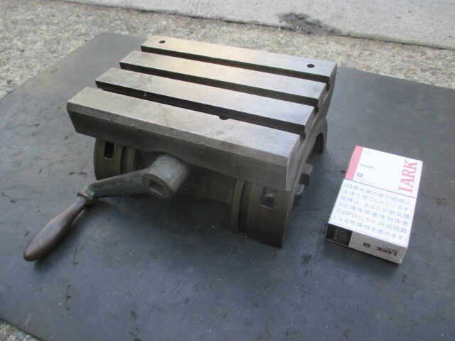 u666★NEWS(大和工機)傾斜テーブル・アングルプレート・作業台寸法130×180mm拍卖