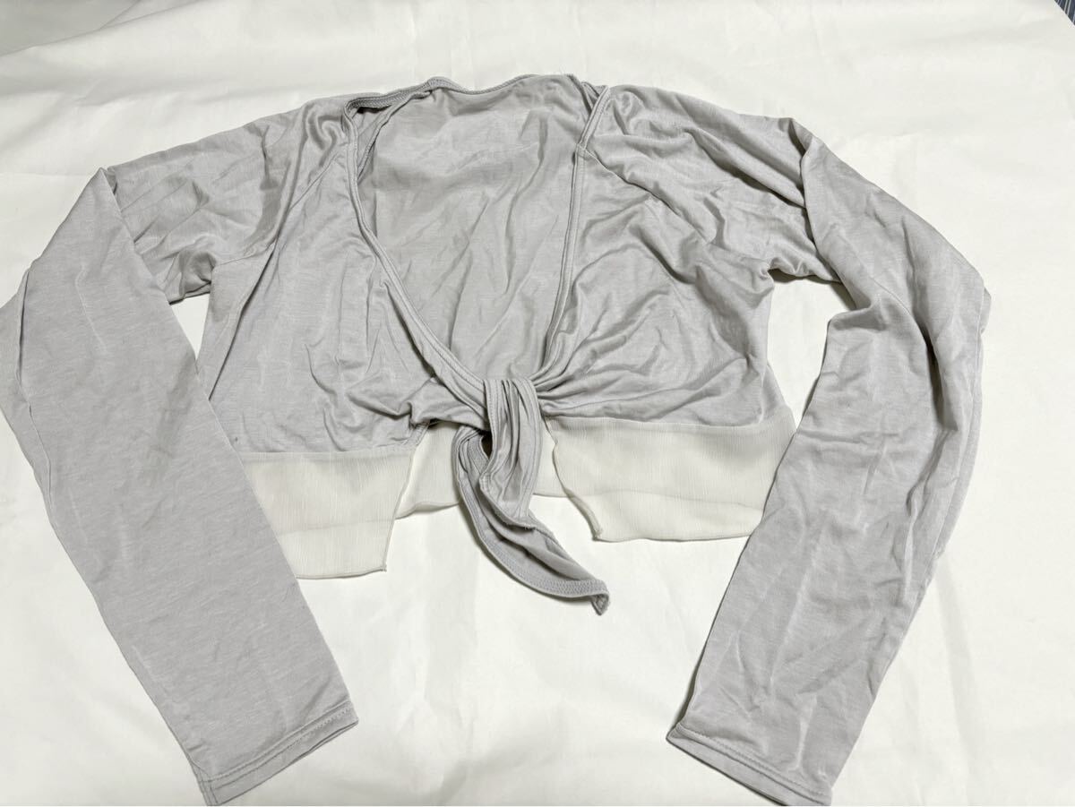新品 チャコット★9,350円 切替しカシュクール M シルバーグレー拍卖