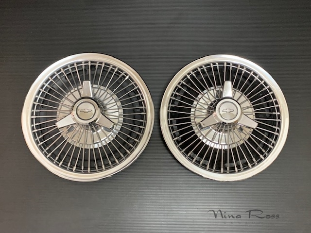 64 65 66 シボレー インパラ シェベル 14インチ ハブキャップ ホイールキャップ ビッグスピンナー ワイヤースポーク拍卖