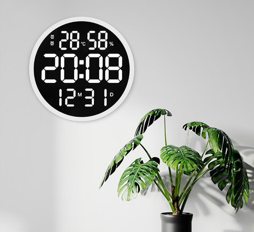 新入荷壁掛け 温度計湿度計LEDデジタル電子壁掛け時計照明自動感応夜光ウォールクロック カウンリビングリモコン付きウォールクロック拍卖