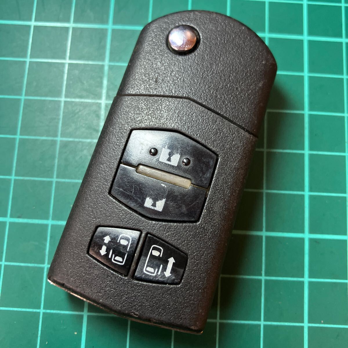 MZ5609 点灯マツダ JX331BA8802B 純正 キーレス リモコン 4ボタン 両側電動スライドドア MPV ビアンテ プレマシー等拍卖