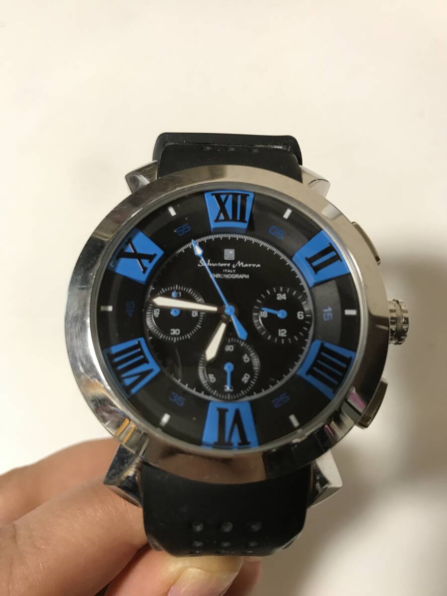 動作未確認の為ジャンク Salvatore Marra(サルバトーレマーラ) SM-14102-1 黒盤 青 傷あり【1MI-013010】拍卖