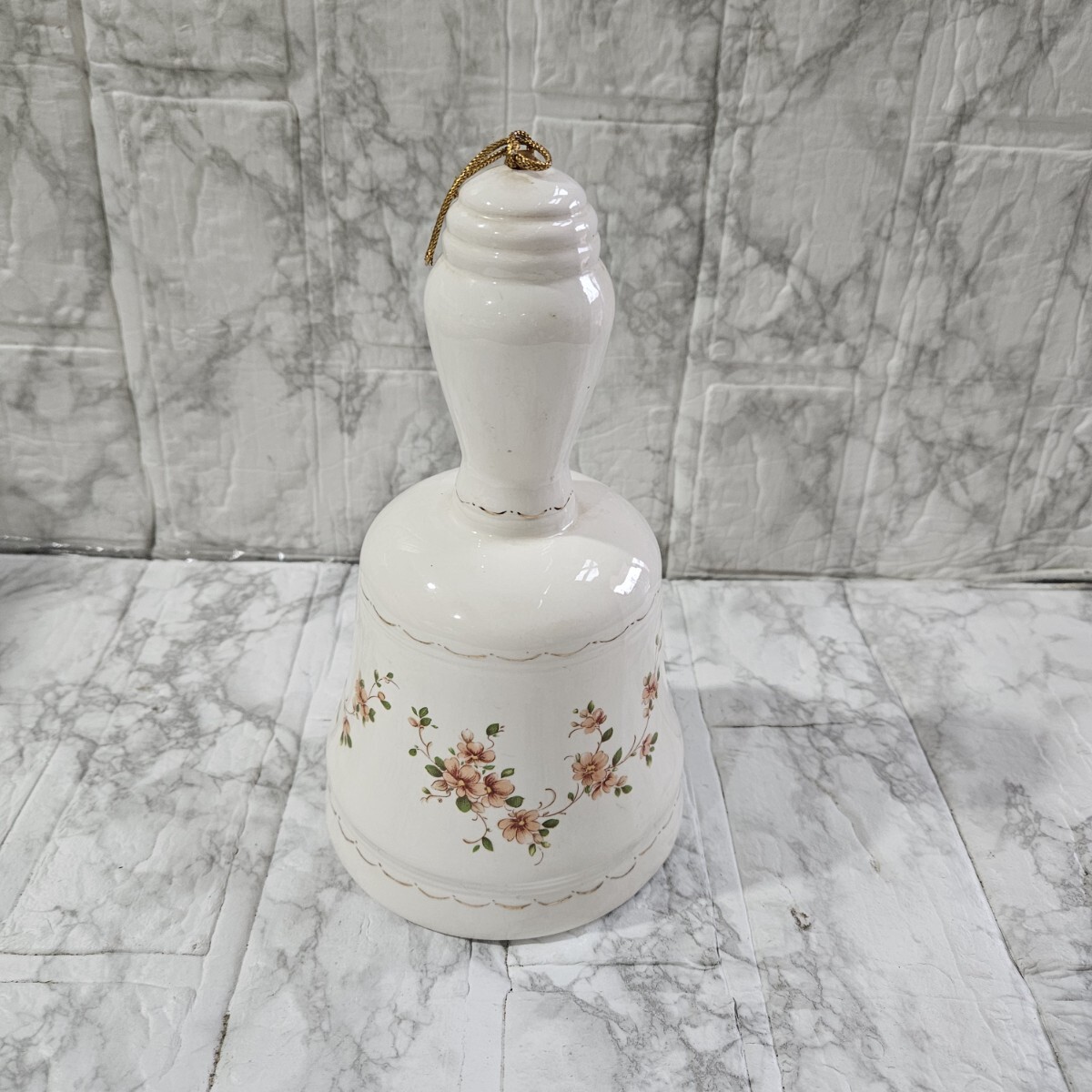 【美品】ハンドベル アンティーク調 花柄 陶器 置物 飾り コレクション インテリア拍卖