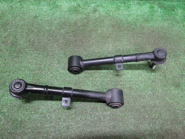 【A65717】クラウン GRS200 純正 左右 リア トーコントロールアーム拍卖