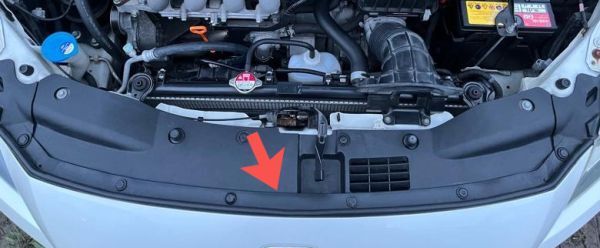 新品 純正品 HONDA ホンダ フロントバンパーセンター シール CR-Z ZF2拍卖