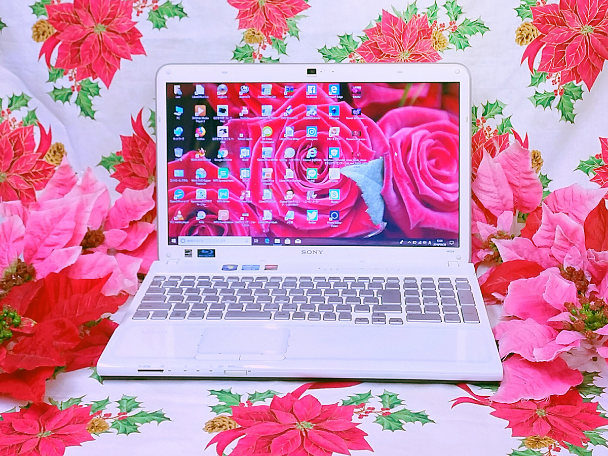 極上品2世代Core-i5/極上品/大人気SONY VAIOホワイト色/ブルーレイ/ソフト多数/高速新品SSD256G/高速8GB/Win11/DVD焼き/オフィス 拍卖