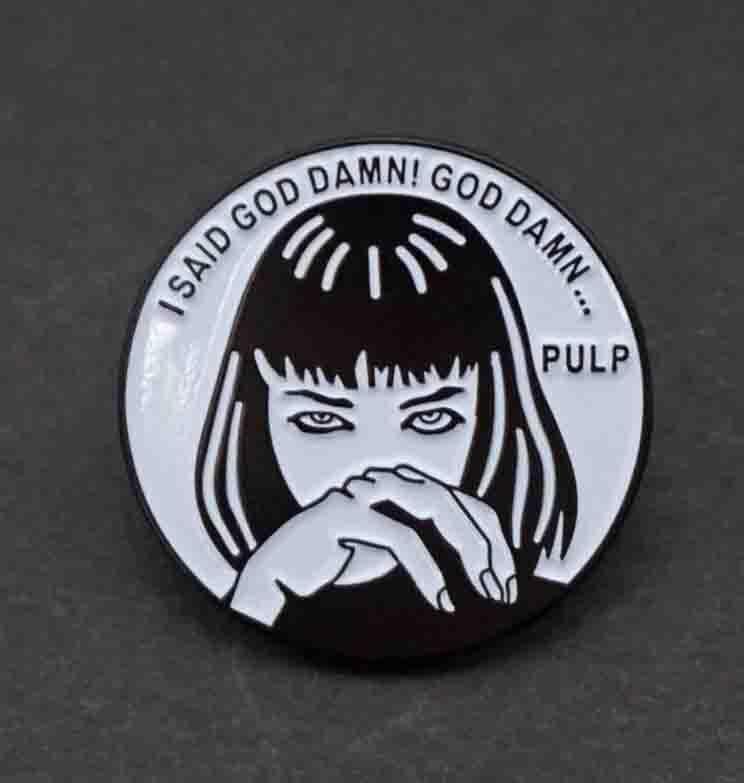 《PIN美女凝視US白黒ISGU》激渋◎Black x white ■新品『Pulp Fiction/パルプフィクション』ミア ピンバッジ バッチ■アメリカ 映画 MUSIC 拍卖