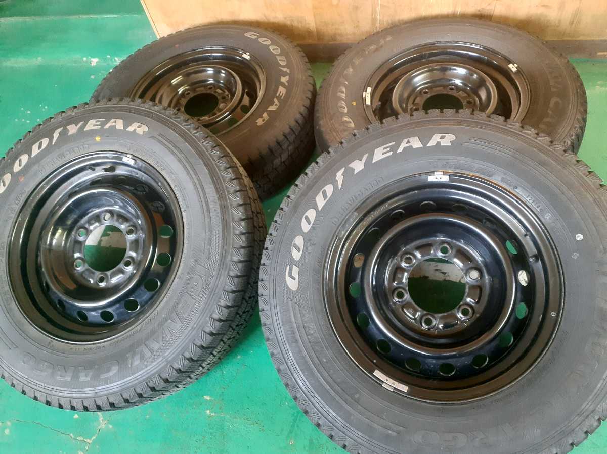 2018年製 グッドイヤーアイスナビ バリ溝スタッドレス 200系ハイエース純正ホイール 195/80R15 107/105L LT 4本 6穴 139.7拍卖