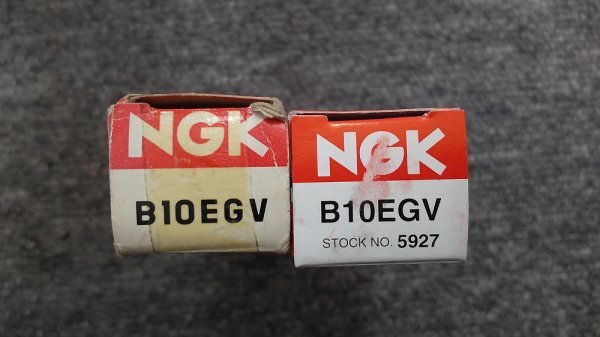 【送料¥185】【新品】NGK レーシングプラグ 【品番】B10EGV 【2本組】拍卖
