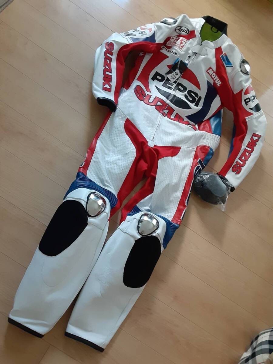 海外 送料込み 高品質 本革 ケビン・シュワンツ MotoGP 1998 レーシングレザースーツ サイズ各種 オーダーメイド作成可 レプリカ拍卖