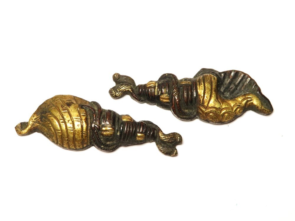 【9441】刀装具(江戸~明治)オリジナル赤銅 法螺貝 彫金 目貫(初品・買取品)拍卖