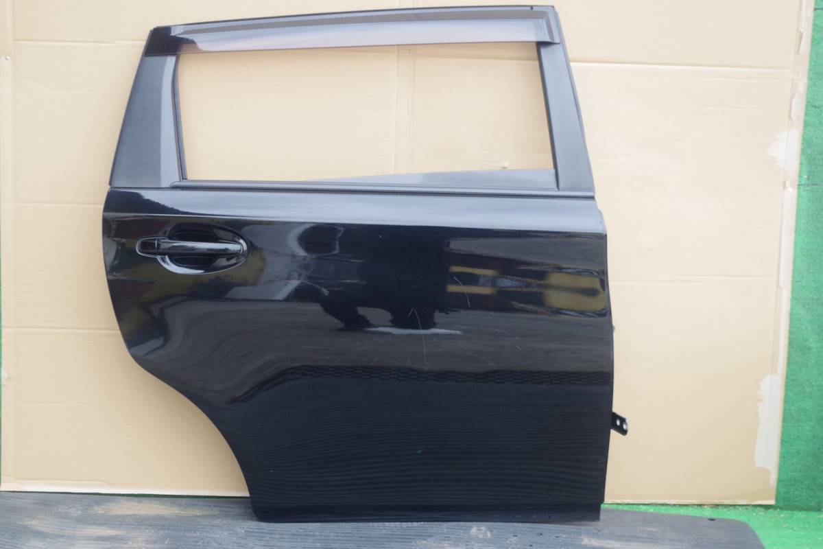 トヨタ ウィッシュ ZGE リアドア 右 (202 ブラック)拍卖