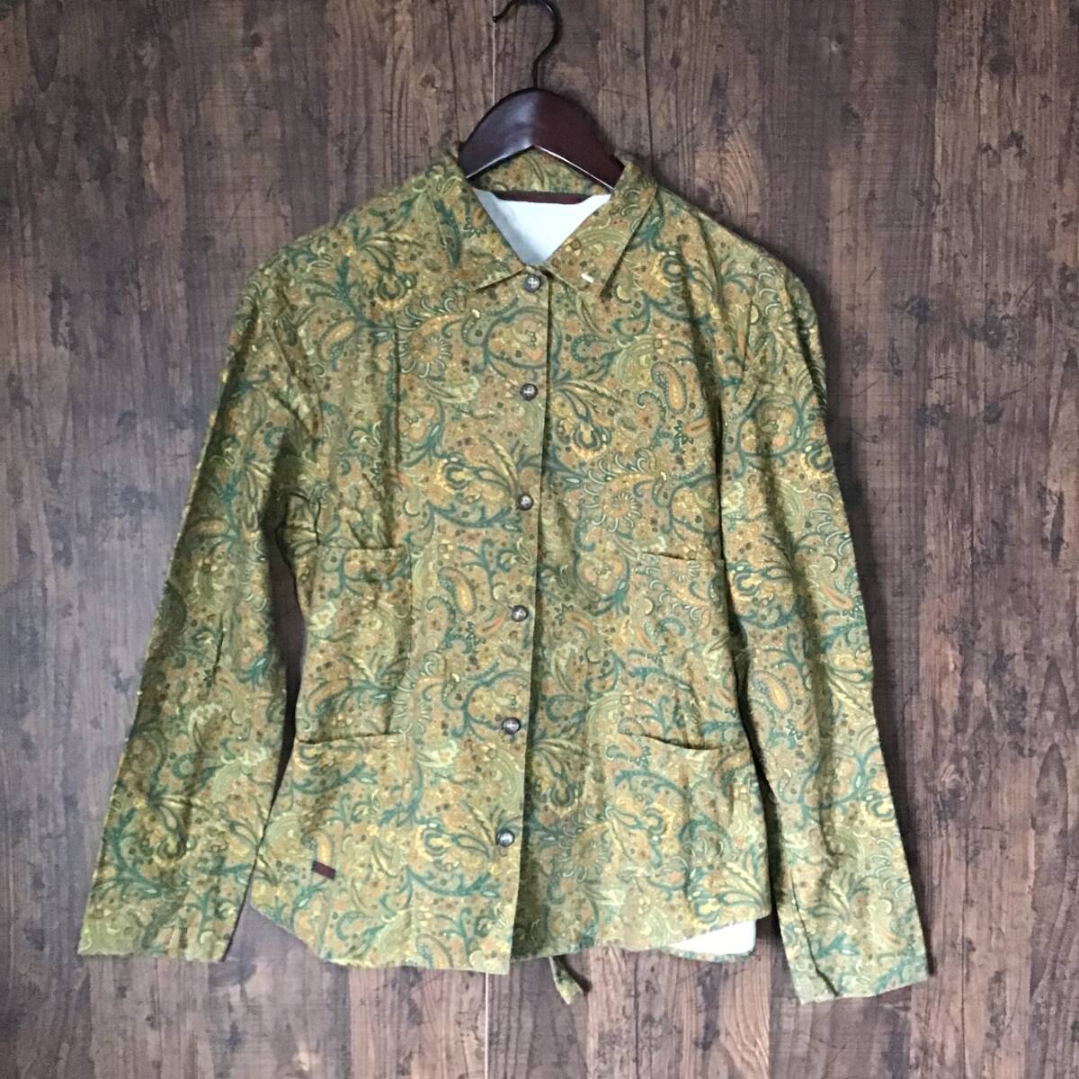 A537◇Mademoiselle NON NON | マドモアゼルノンノン ペイズリー柄シャツ グリーン×オレンジ M38 L40 中古品拍卖