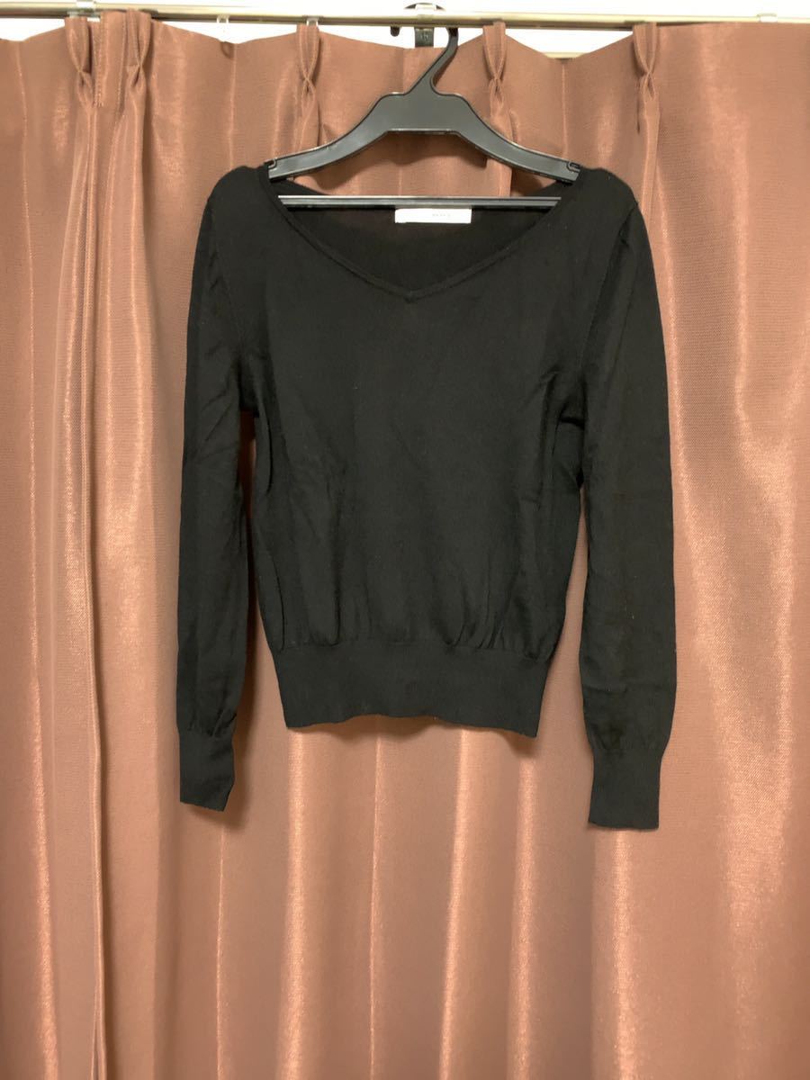 ☆ M-PREMIER BLACK定番Vニット☆拍卖