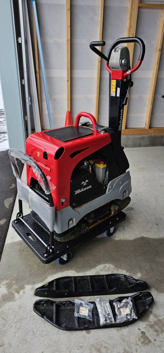 三笠バイブロコンパクター MVH-308DSC-PAS 転圧センサー 補助転圧版付き拍卖