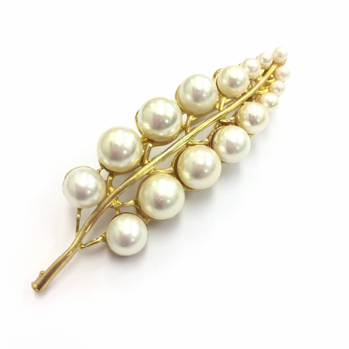 【ブローチ】約7cm アールヌーボー調 パール(約6mm玉) シンプル 華やか 上品 高級感 ゴールド 金色 811拍卖