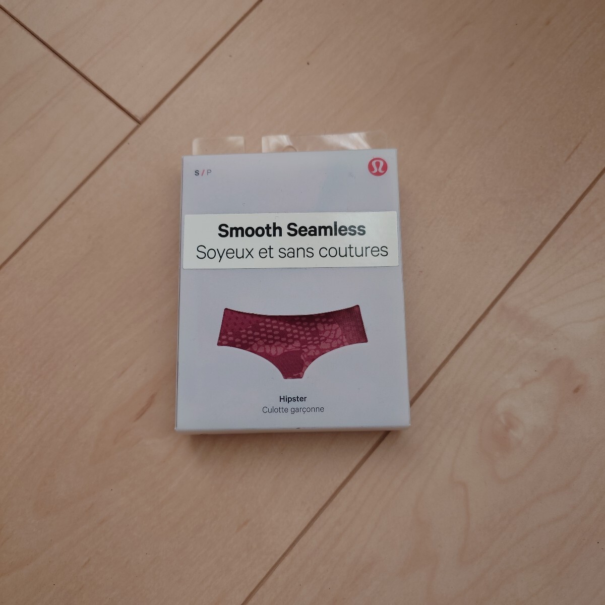 ラスト ★ Lululemon ルルレモン ★ Smooth Seamless Hipster  ショーツ  S サイズ ★ 新品未使用拍卖