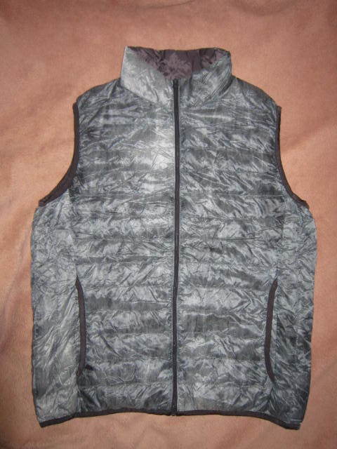 超レア!激安 即決! ユニクロ ULTRA LIGHT DOWN BEST デニム転写 ウルトラ ライト ダウン ベスト XL ジーンズ転写拍卖