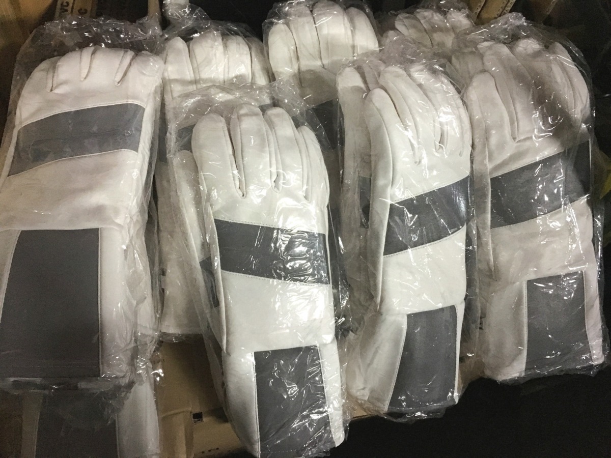 ■送料無料!10双まとめ売り大特価!新品未使用!反射板付き 裏ボア手袋 警備・駐車監視員・防寒対策・スキー場№602【H1124M5】拍卖