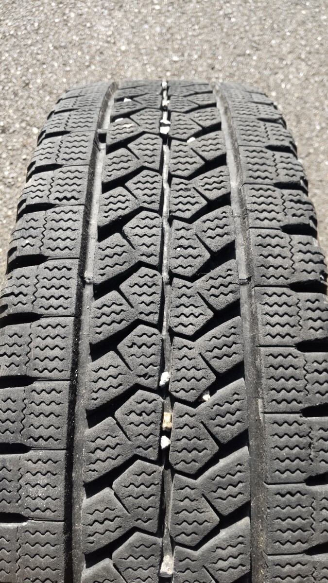 205/70R16 111/109L LT ブリヂストン 1本 中古 ブリザック 2019年 スタッドレス拍卖