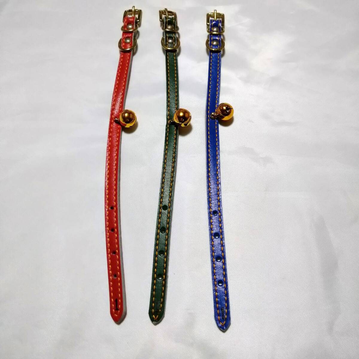 №2.未使用、保管品 ㈱岡田製作所 OK印ペット用品 皮首輪 鈴付き 首回約15~18㎝ 3本セット拍卖