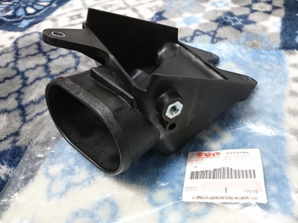 在庫希少!【未使用 スズキ 純正】セルボ HG21S インタークーラーダクト ワゴンR MH-21/22S DIエンジン用 加工用拍卖