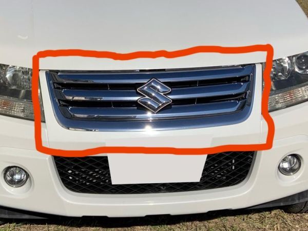 在庫希少!【未使用 スズキ 純正】エスクード TD#4 フロントグリル クロームメッキ拍卖