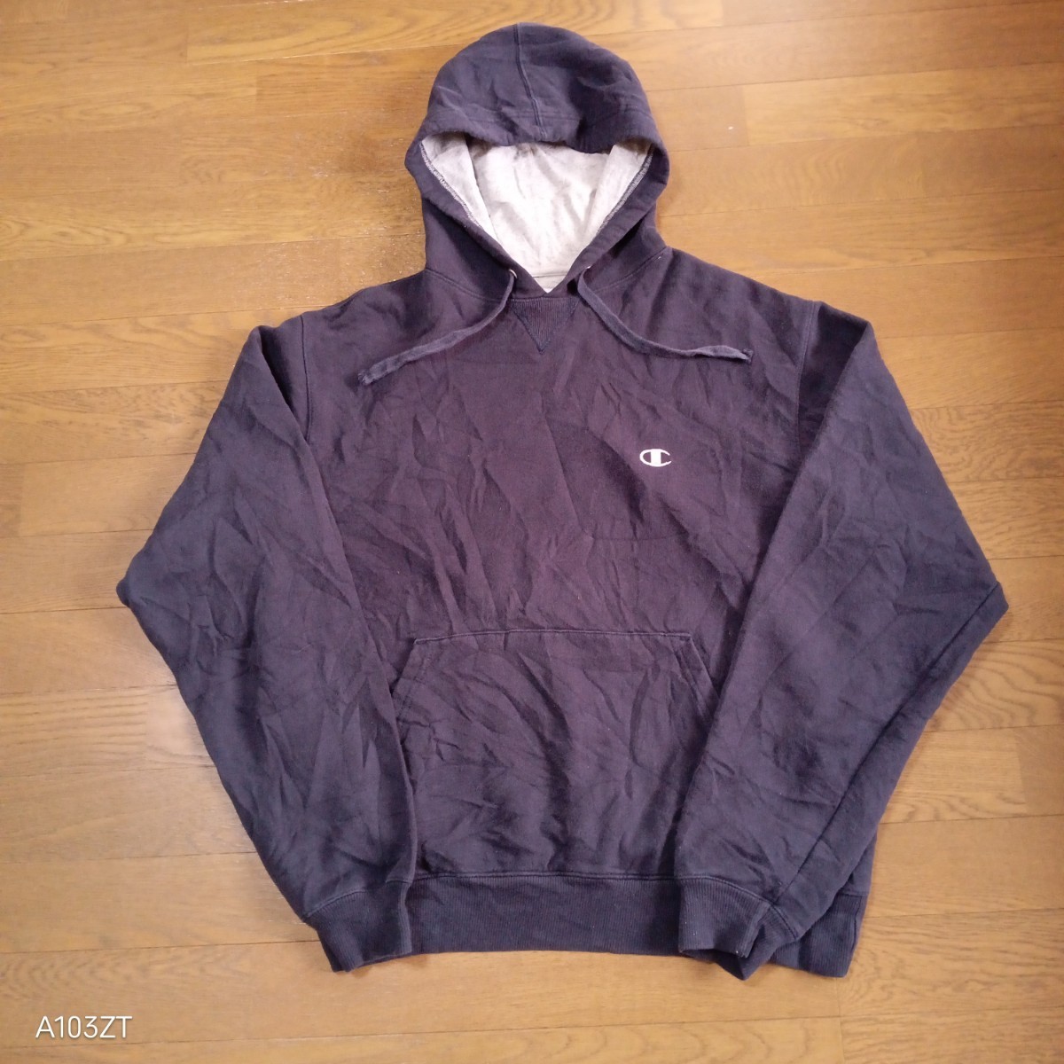 003【即決・送料無料】 Champion チャンピオン 長袖スウェット パーカー プルオーバー メンズM ネイビー拍卖