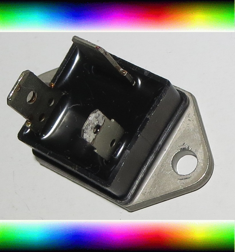 トライアック サンレックス TG25C60 25A 600V TRIAC Sanrex 1個 動作品 中古品 YAMAHA パワーアンプ B-6の修理に 半導体 部品,パーツ,工作拍卖