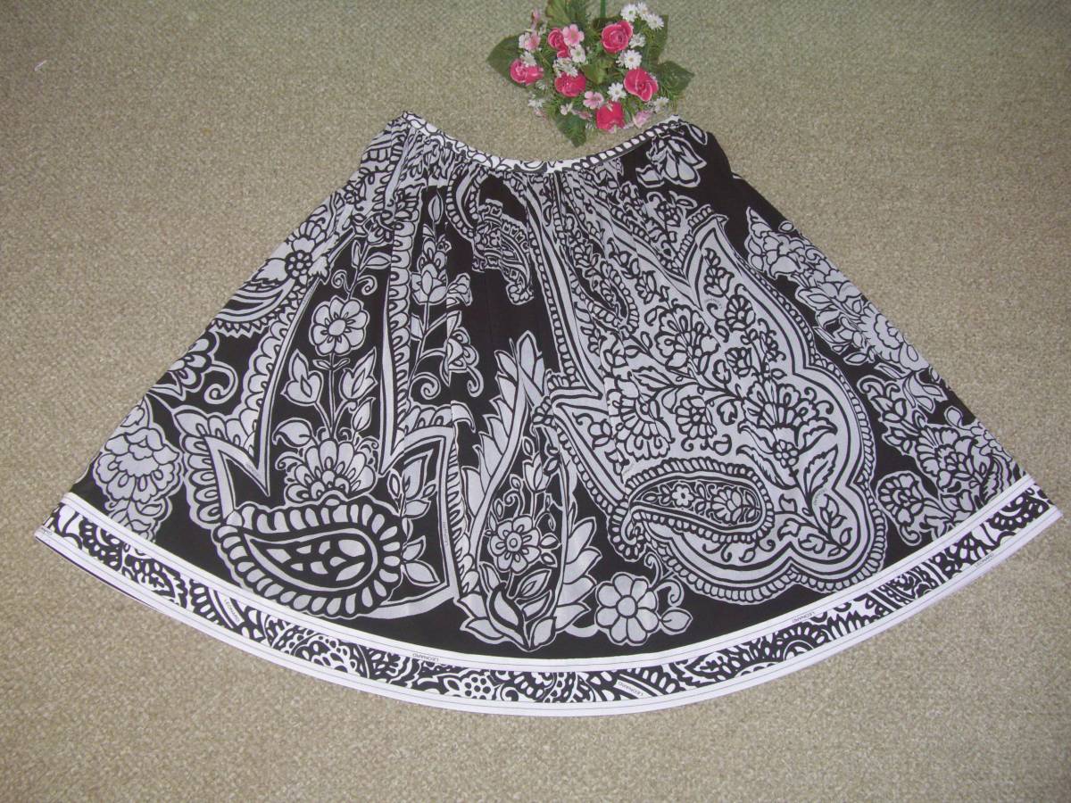 レオナール★伸縮シフォン×モノトーン×黒白ペーズリー柄★フレアースカート W68 サイズ36 拍卖