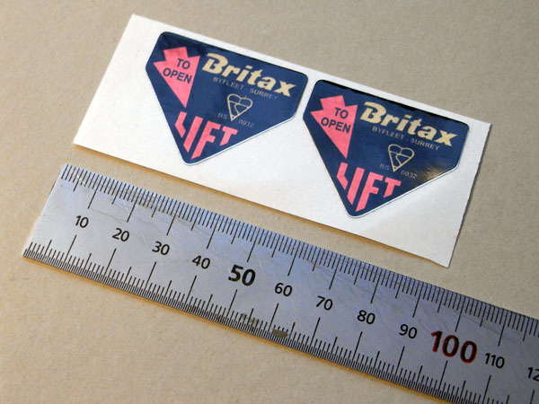 ブリタックス シートベルト バックルラベル 金文字 2枚セット 1960年代 拍卖