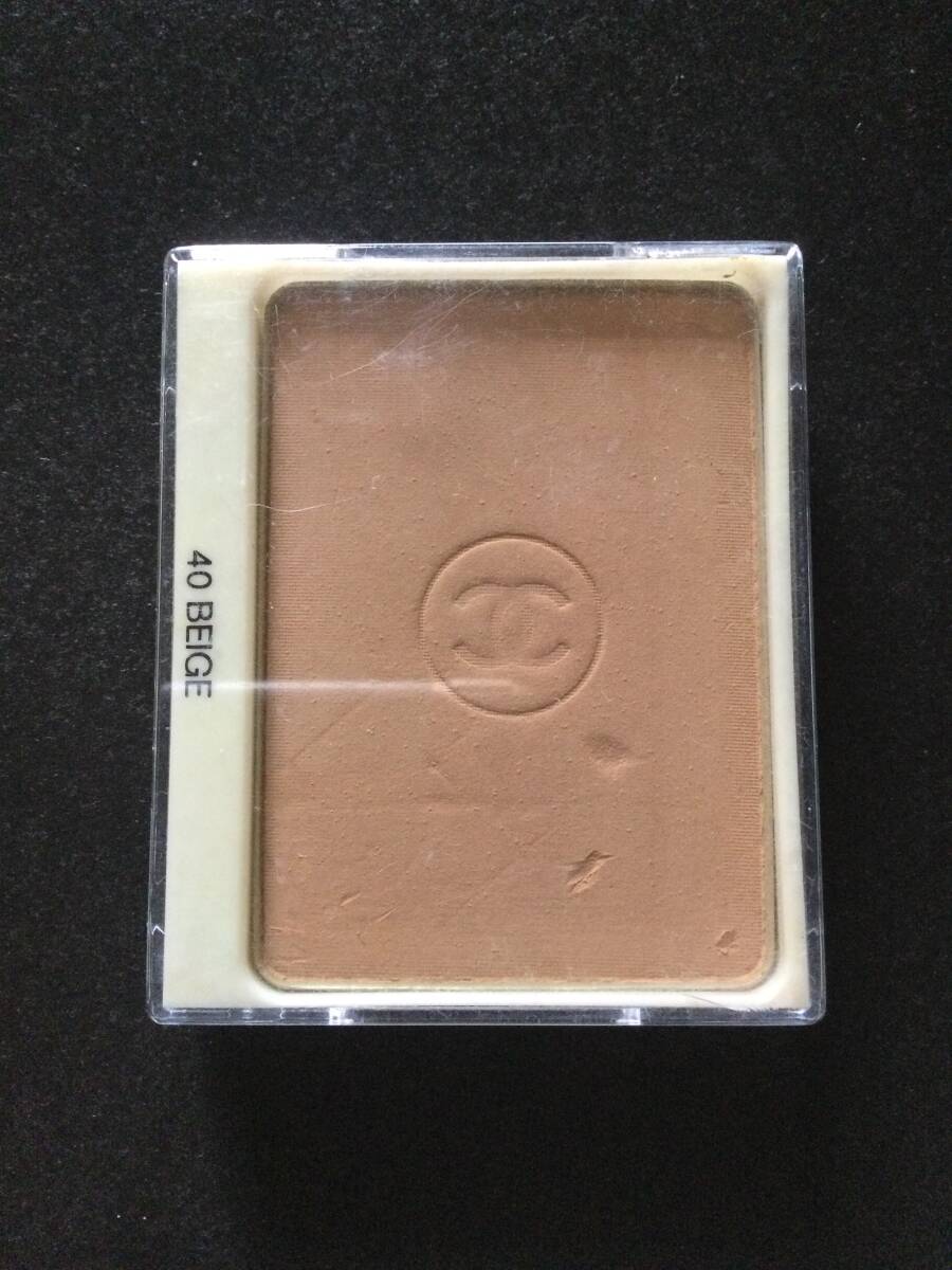 #40 シャネル ル ブラン コンパクト ルミエール 12g拍卖