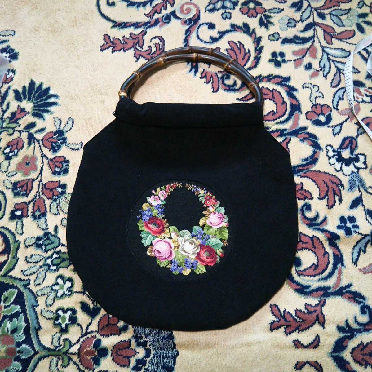プチポアン刺繍 バンブーハンドルバッグ リース拍卖