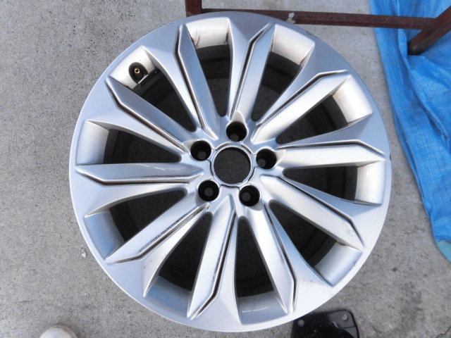 AI257 アウディ A4 8K ホイール 18インチ 1本 8J×18H2 ET26拍卖