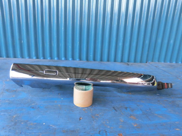 AI463 ロールスロイス ゴースト アウターハンドル 右 7285658拍卖