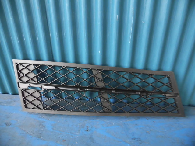 AI476 BMW F10 F11 5シリーズ グリル 右51117200698拍卖