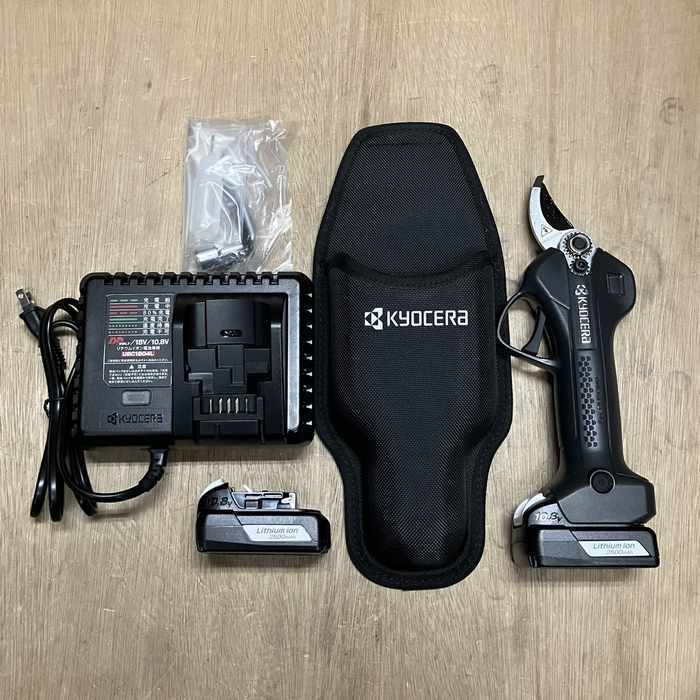 即決!京セラ 10.8V 充電式剪定ばさみ DSH1120L2 電池2個付セット 新品未使用 税込拍卖