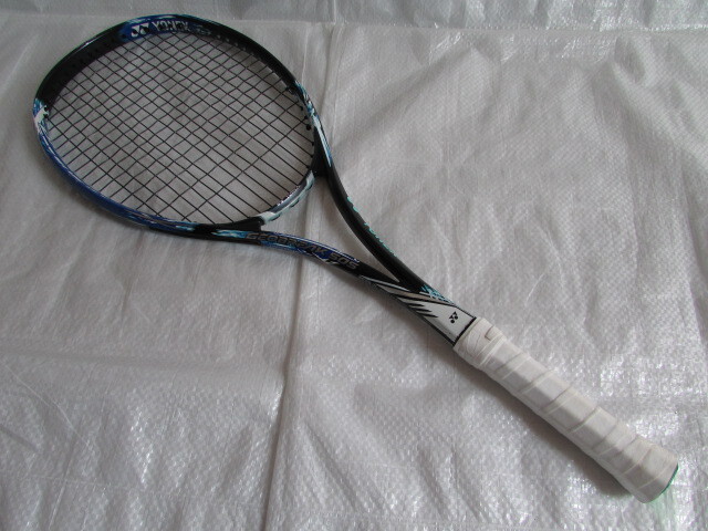 送料無料 USED ハゲキズ有り GEOBREAK GEO 50S 軟式 ソフトテニス ラケット ヨネックス yonex ジオブレイク 中学生~ 中・上級者 後衛 向け拍卖