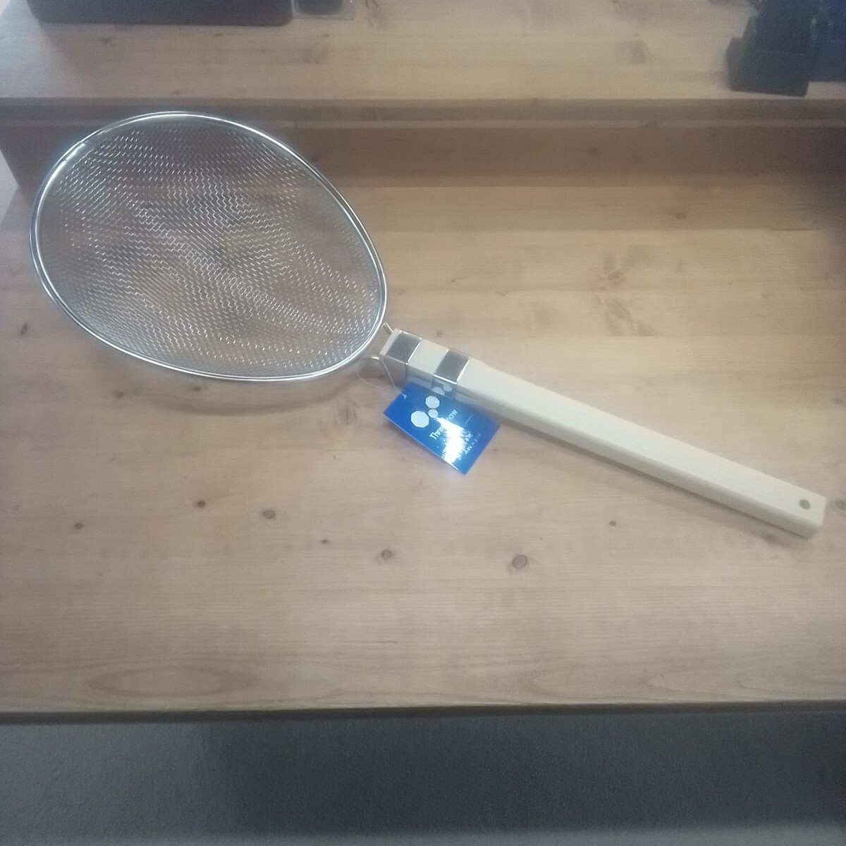 新越ワークス TS プロすいのう 特大 本体:ステンレス鋼18-8/柄:天然木 日本 ASI6902 6.5メッシュ 木柄 厨房 調理道具 業務用 14-45239拍卖