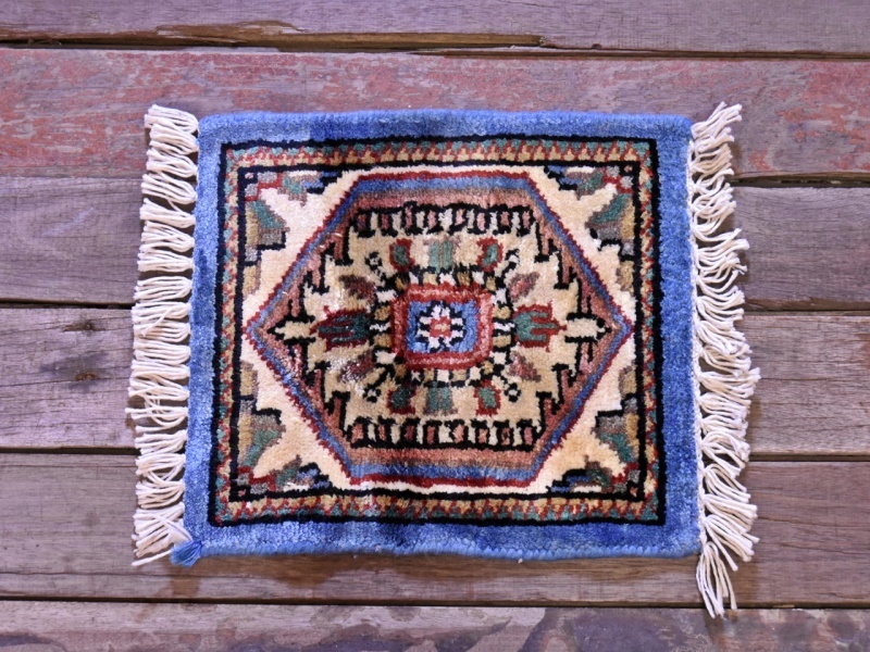 RAGW129◆多目的に◎ミニ絨毯 インテリアマット トライバルラグ ウール絨毯 アンティーク ヴィンテージ ギャッベ キリム インテリア雑貨拍卖