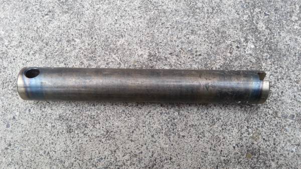 コマツミニユンボ3~4トン用バケットピン新品 1本 ユンボ拍卖