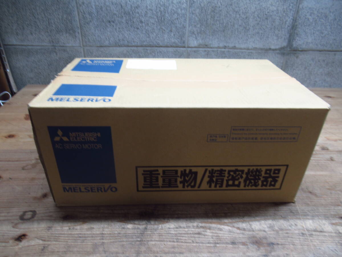 新品未使用 MITSUBISHI サーボモータ HG-SR702BK 管理7Z0115E拍卖
