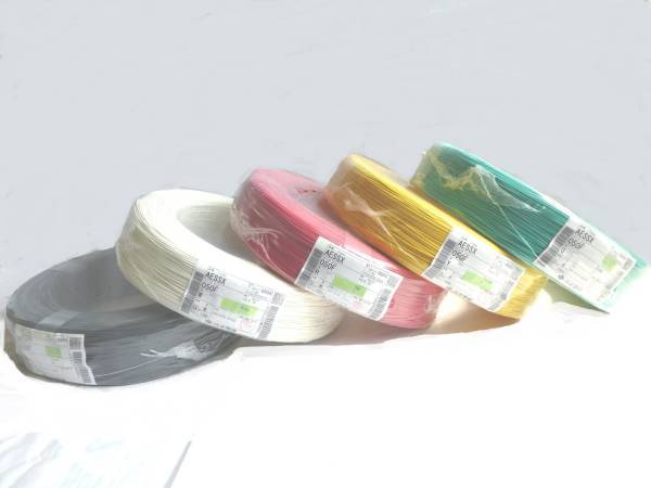 切売り電線!! 住友電装 AESSX 0.5f (自動車用極薄肉形架橋ポリエチレン絶縁耐熱低圧電線) ★拍卖