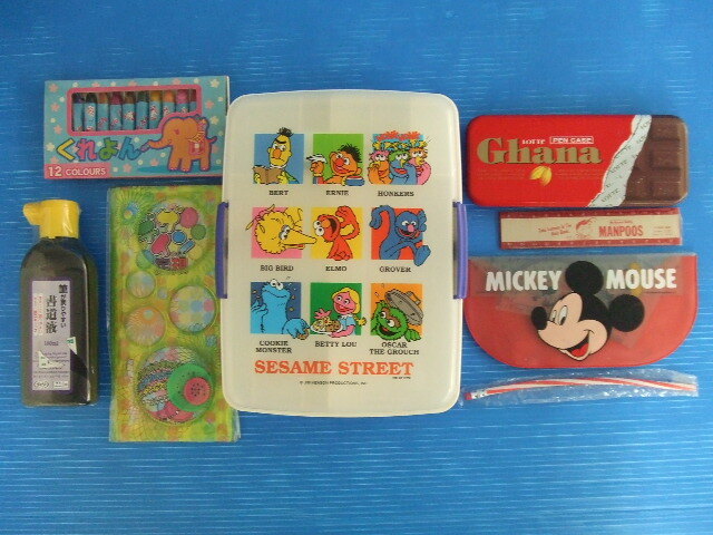 【お買得!】★文房具雑貨いろいろセット★クレヨン/定規/ペンケース/書道液/裁縫箱 まとめ売り拍卖