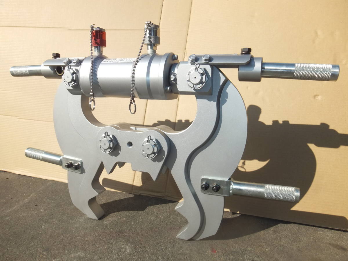 新品【ハンドクラッシャー】平戸金属工業製 ウォールクラッシャー HBC-1L 開口幅200㎜ 壁破砕機 コンクリートブレーカー 壁割機 3682拍卖