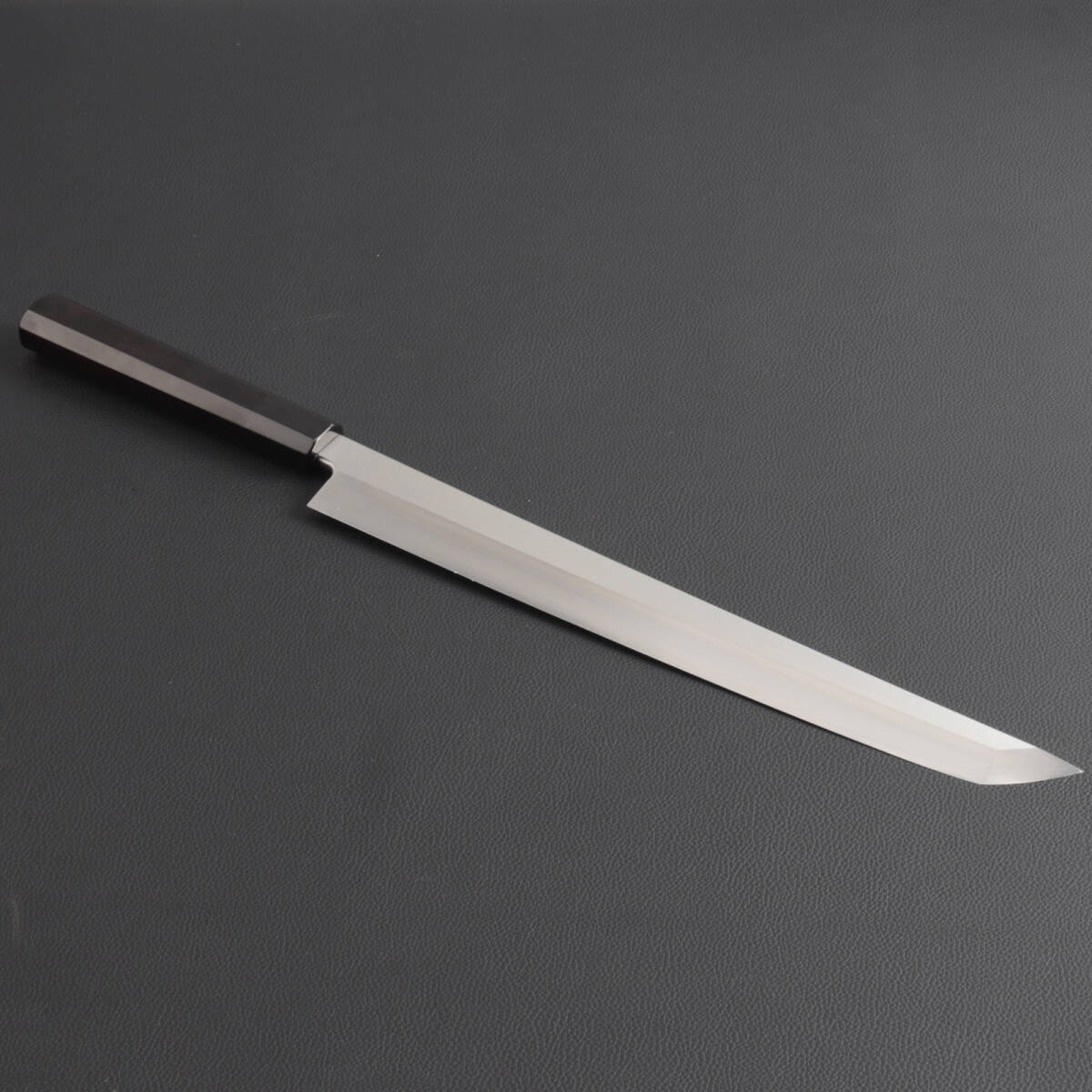 9924 先丸柳刃包丁 尺寸 真空焼き入れサブゼロ処理 刺身包丁 和包丁 刃は究極の切れ味 黒檀黒水牛角八角柄拍卖